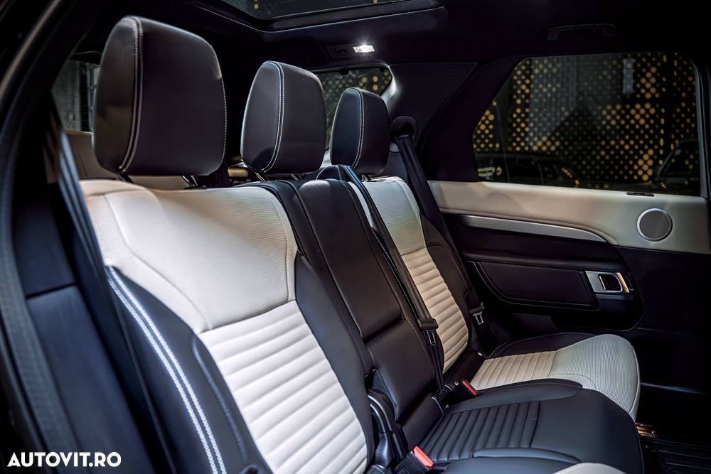 Land Rover Discovery 3.0D 250 MHEV R-Dynamic HSE - 19