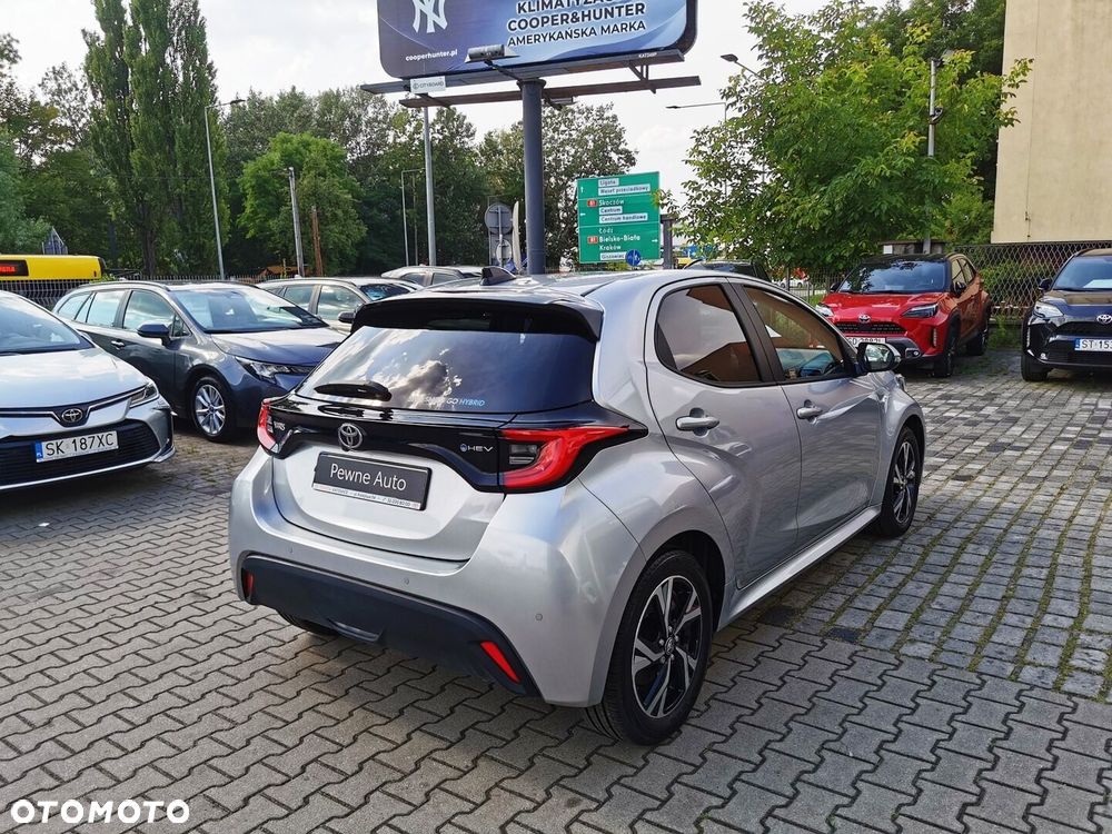 Toyota Yaris Hybrid 1.5 Style - 16