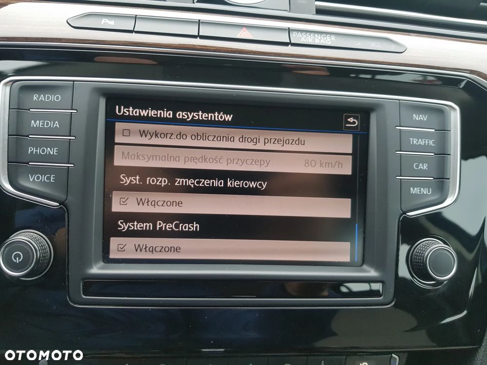 Volkswagen Passat 2.0 TDI BMT 4Mot Highline DSG - 20