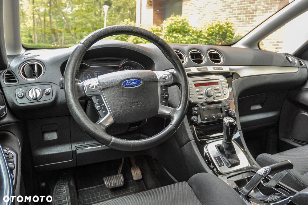 Ford S-Max - 9