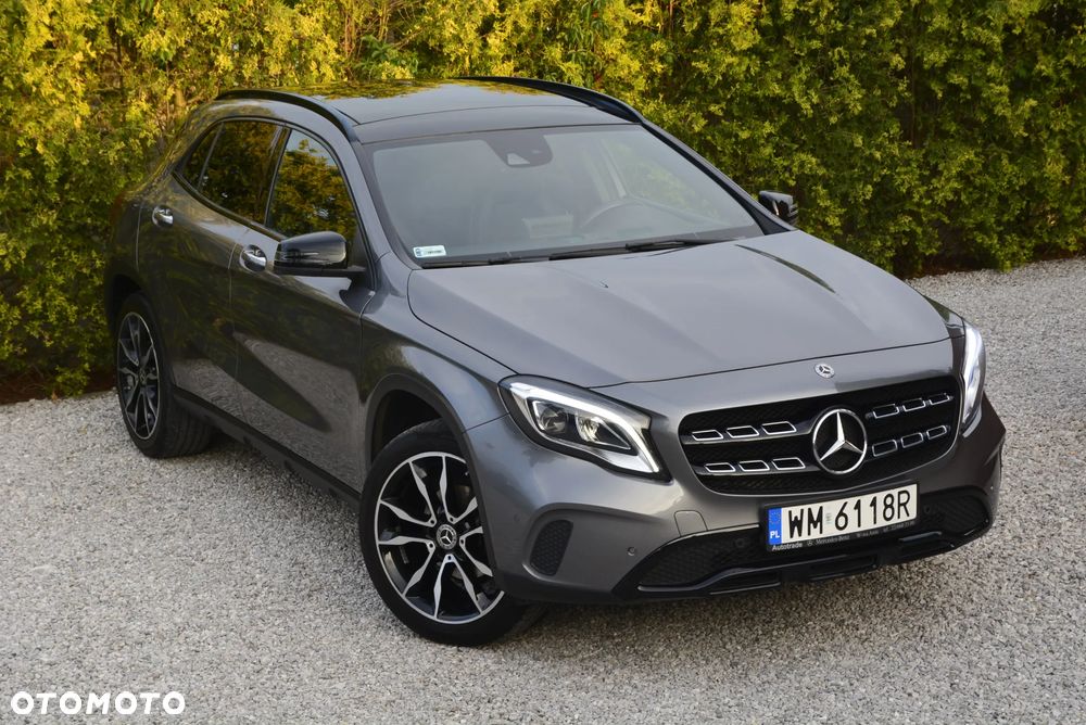 Mercedes-Benz GLA 200 7G-DCT AMG Line - 6