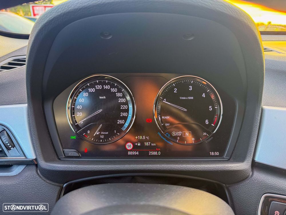 BMW X1 16 d sDrive Advantage - 17