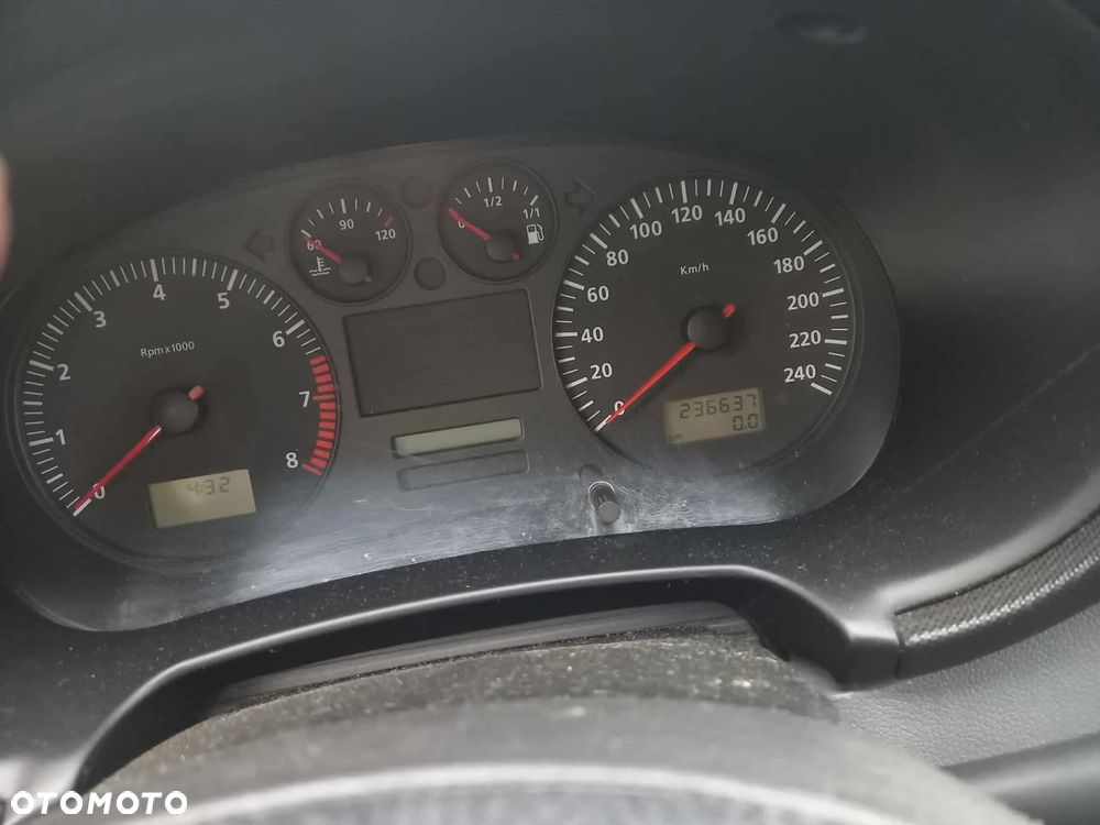 Seat Toledo II 1.6 BENZYNA stan Dobry Zarejestrowany i Opłacony - 4