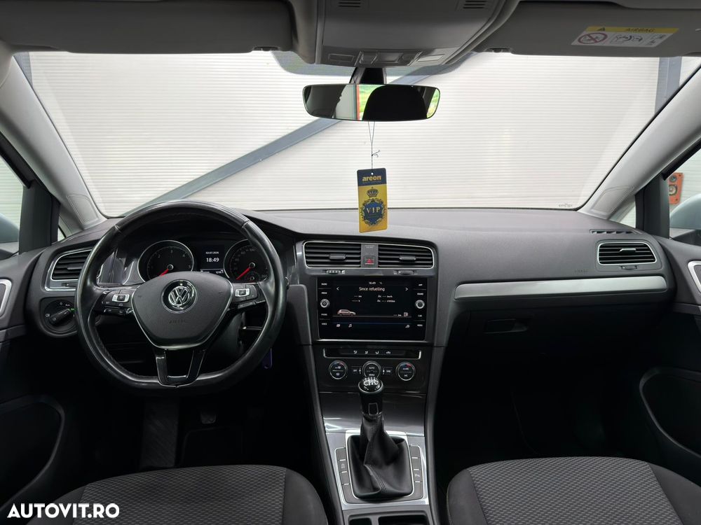 Volkswagen Golf 1.6 TDI SCR Comfortline - 13