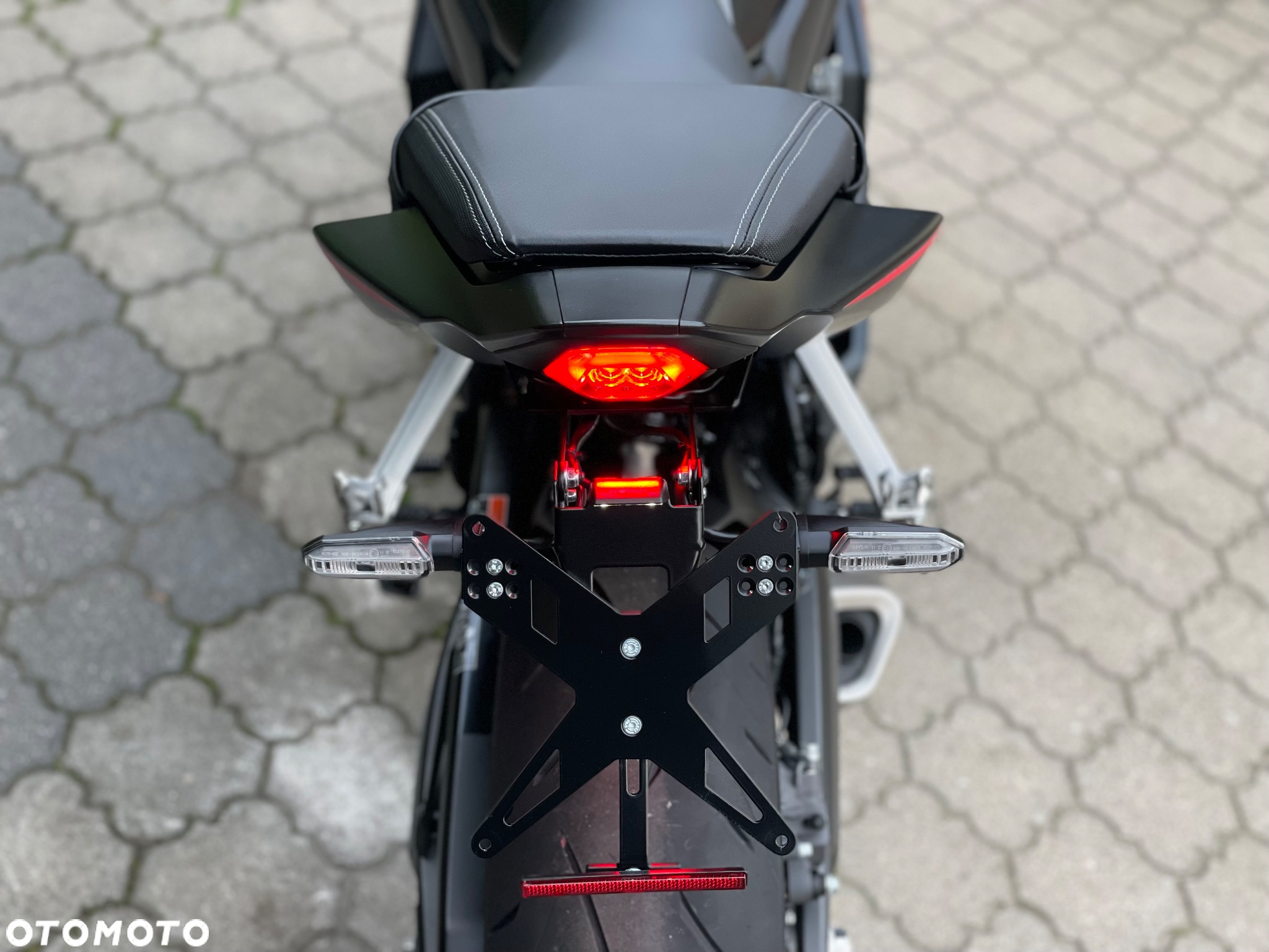Honda CBR - 23