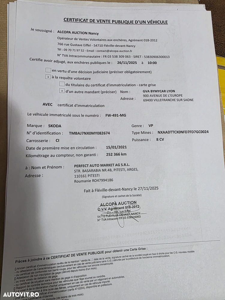 Skoda Octavia 2.0 TDI DSG Sportline - 39