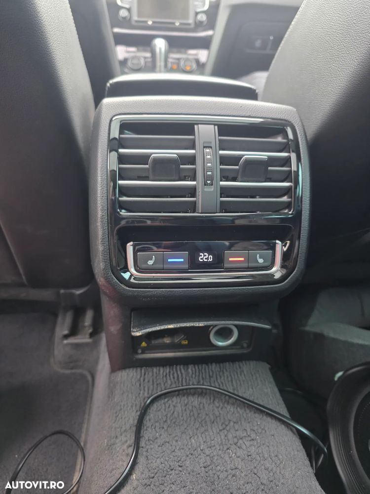 Volkswagen Passat 2.0 TDI DSG (BlueMotion Technology) Highline - 10