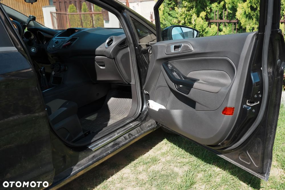 Ford Fiesta 1.5 TDCi Trend - 14