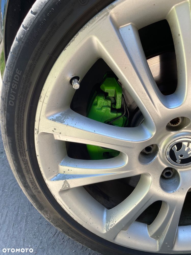 Skoda Octavia 2.0 TFSI RS - 12