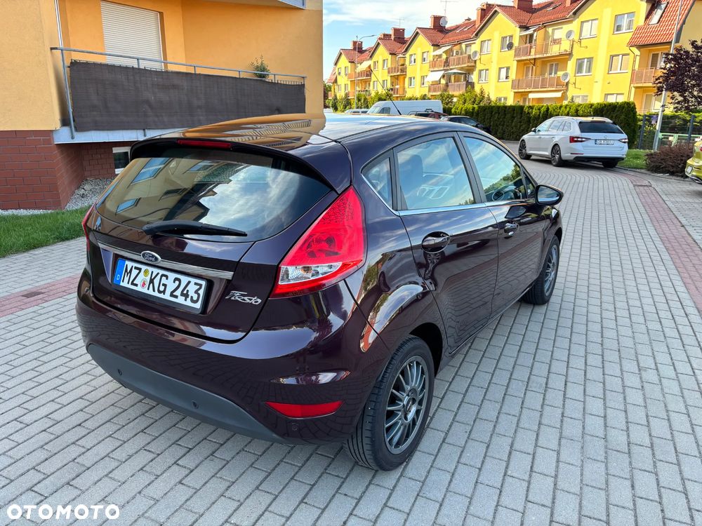 Ford Fiesta 1.25 Titanium EU5 - 13