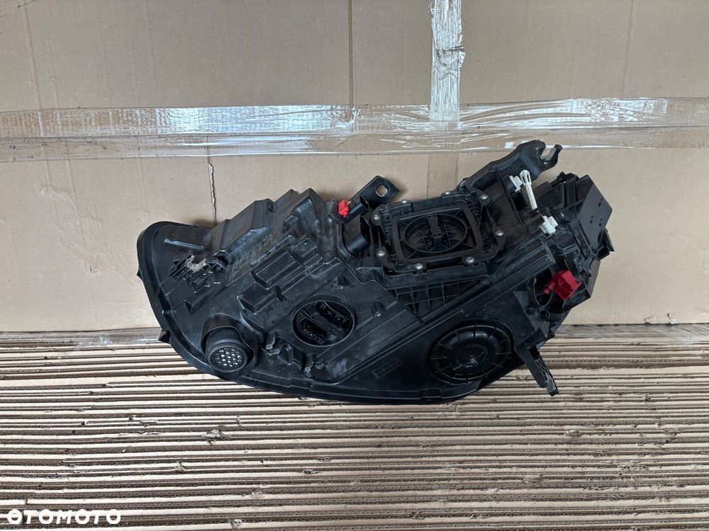 Audi A6 4G0  lift Lampa Full Led Matrix 4G0 941 036 - 7