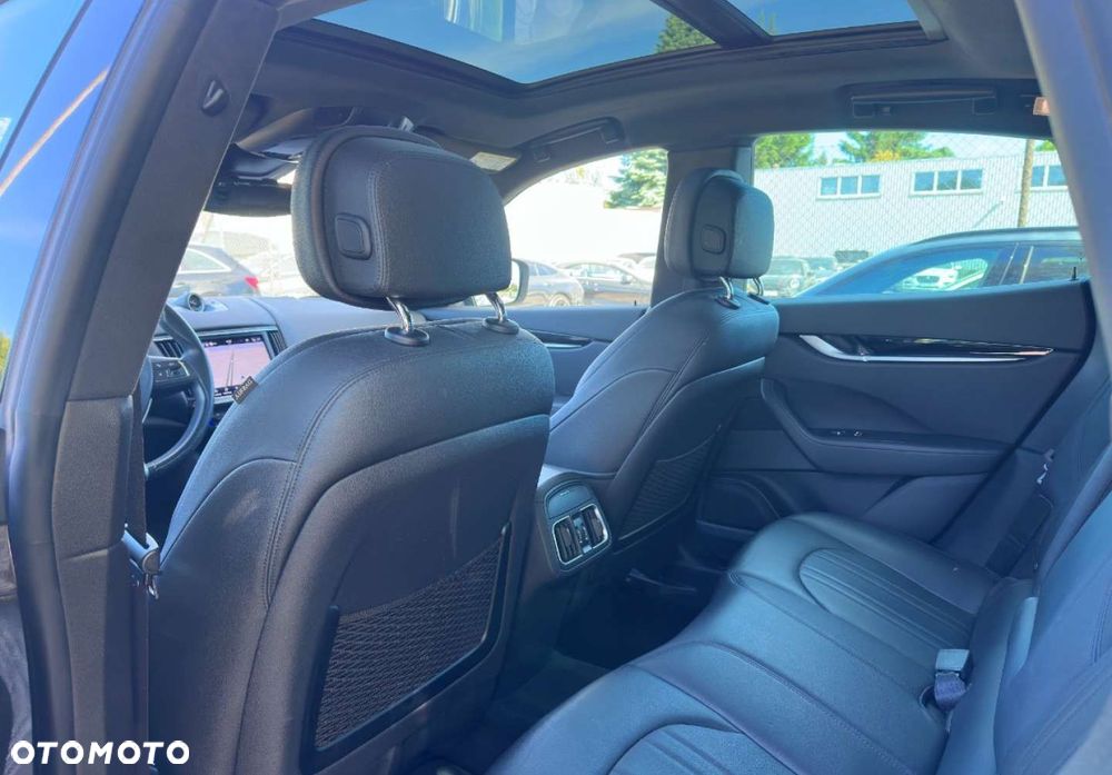 Maserati Levante - 16