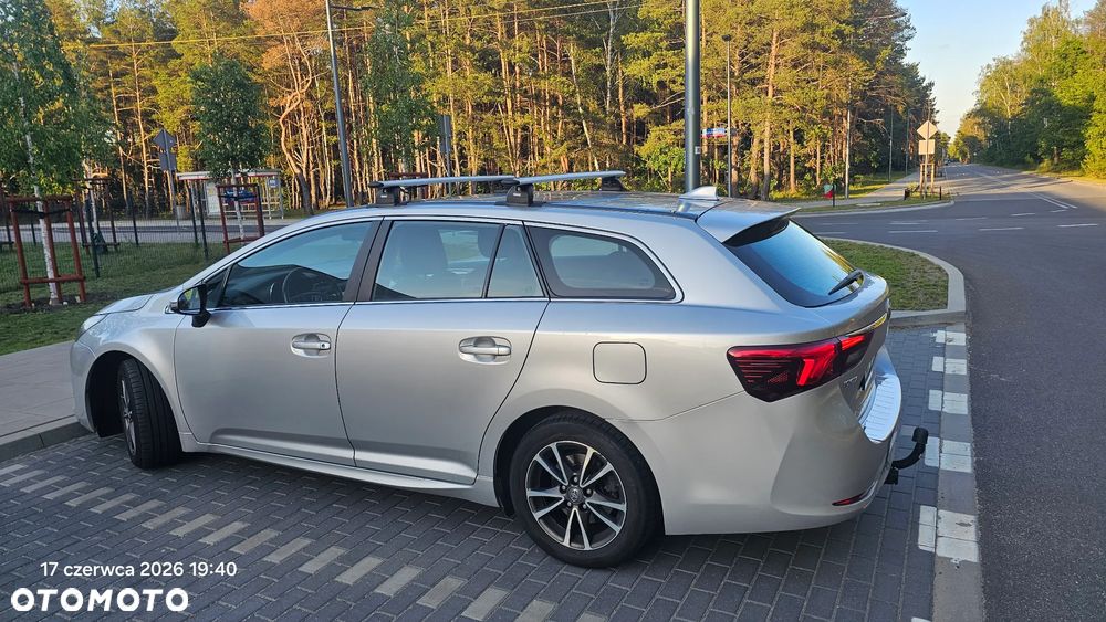 Toyota Avensis Touring Sports 1.6 D-4D - 4
