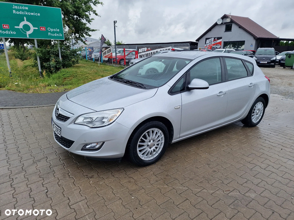 Opel Astra 1.4 Turbo Edition