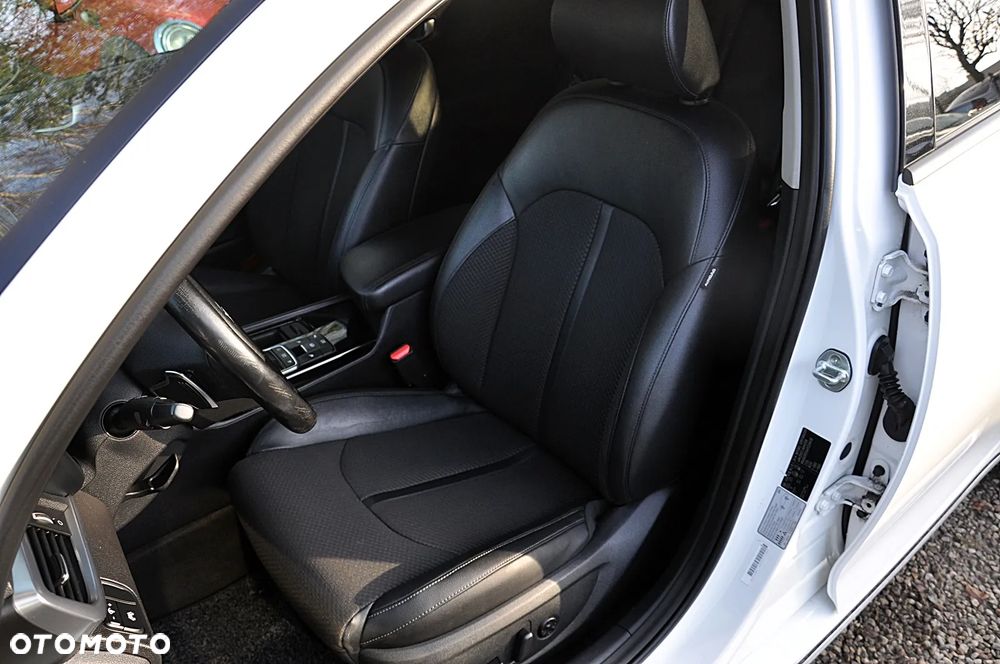Kia Optima Sportagon 1.7 CRDI DCT Business Supreme - 19