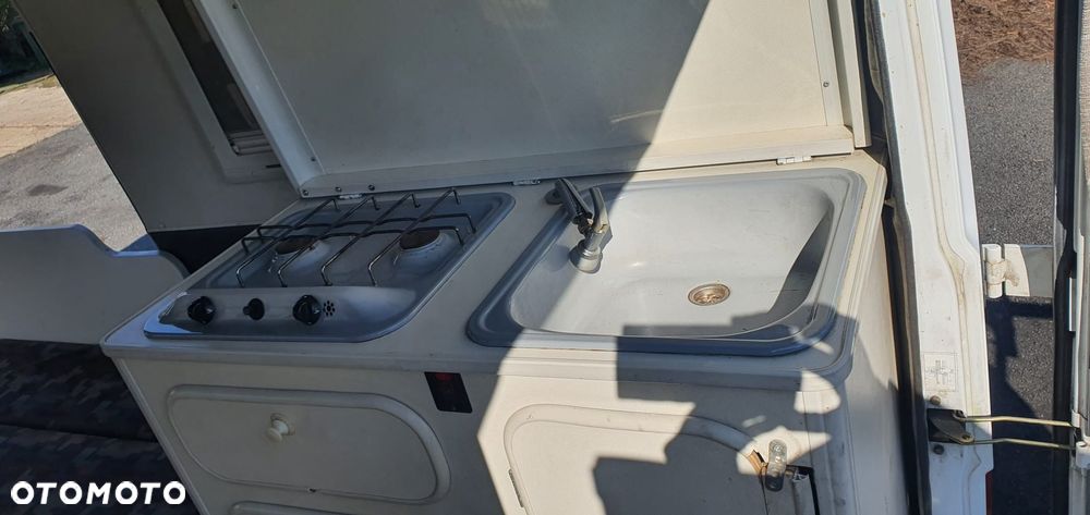 Mercedes-Benz MB100 - 8