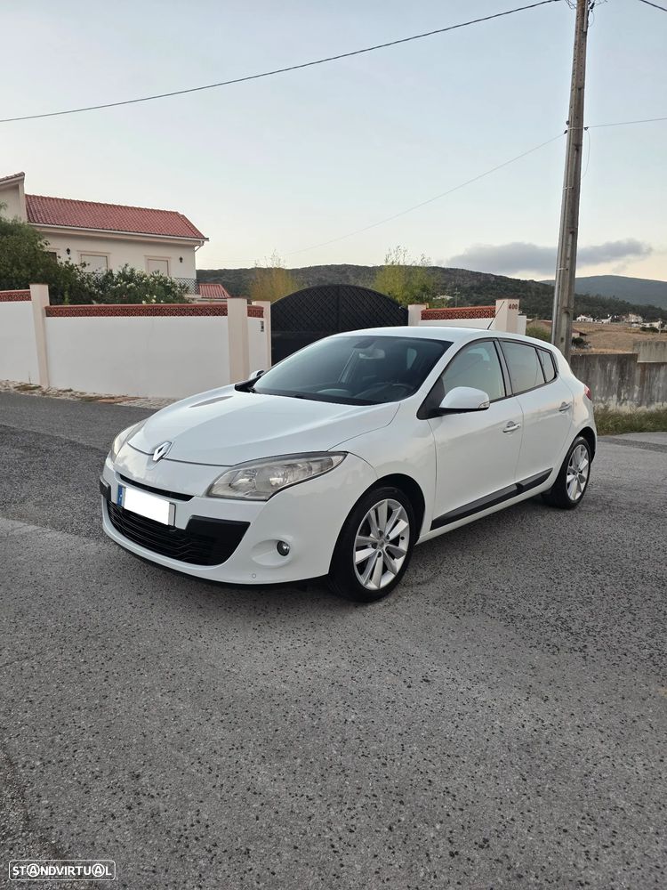 Renault Mégane 1.5 dCi Dynamique S - 10