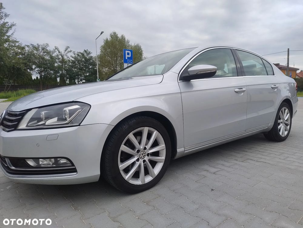 Volkswagen Passat 2.0 TDI Highline DSG - 1