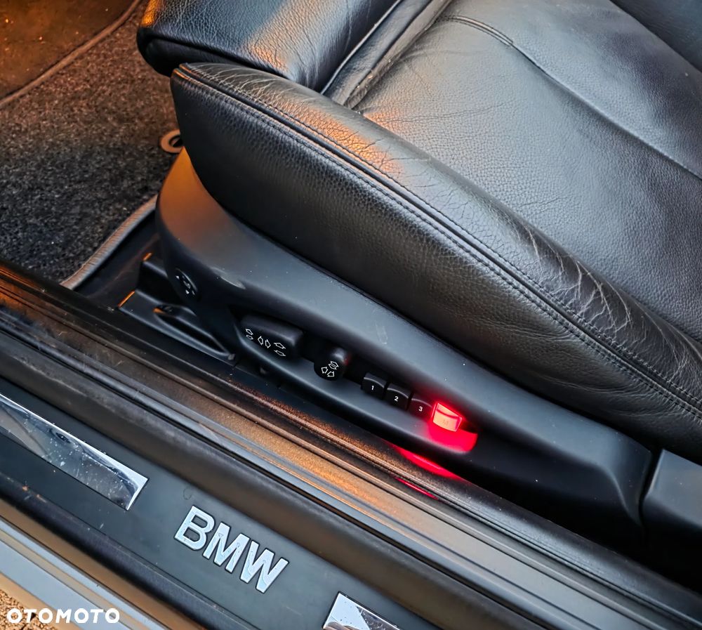 BMW Seria 6 630 i - 23