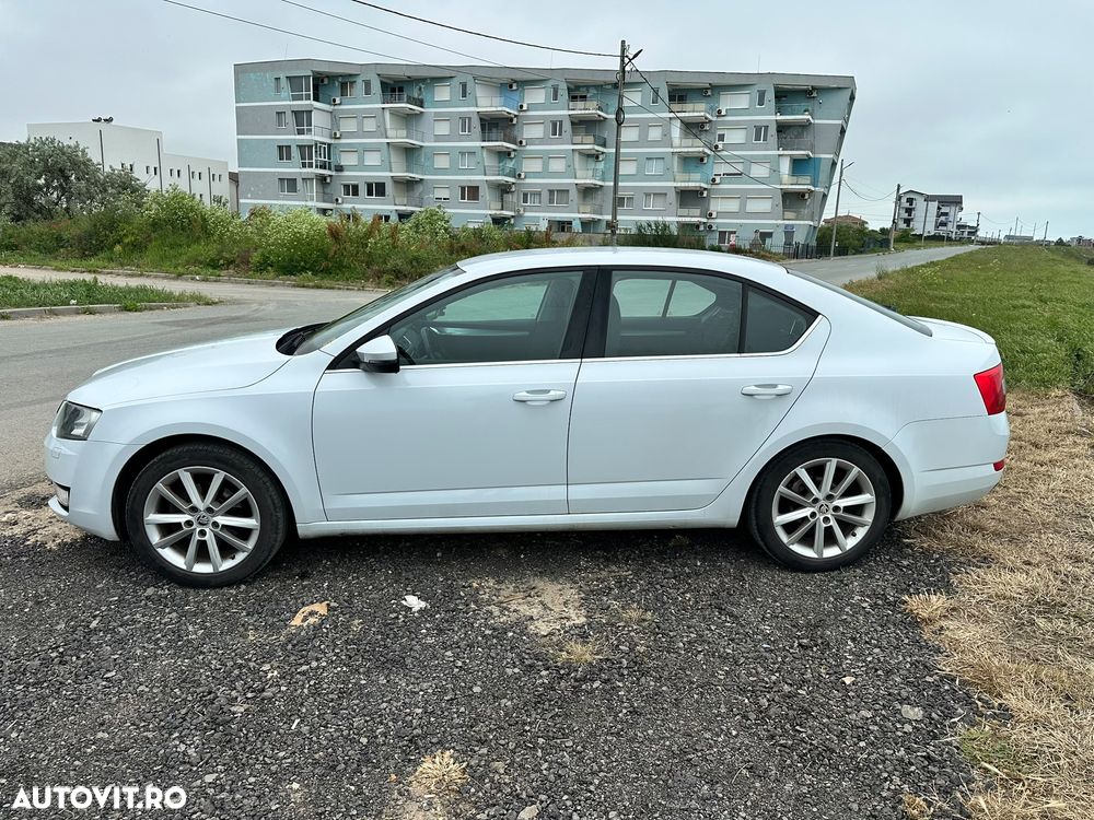 Skoda Octavia 1.4 TSI ELEGANCE - 10