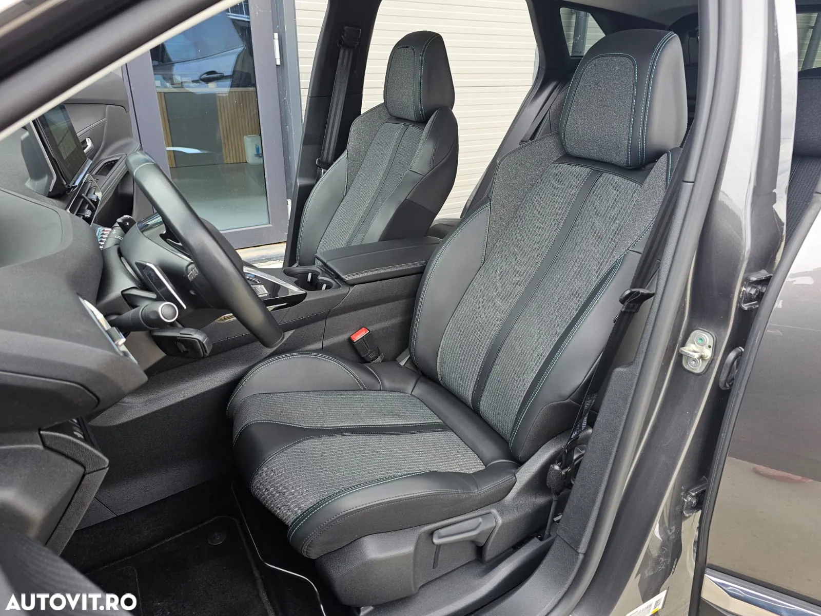 Peugeot 3008 PHEV EAT8 Allure - 17