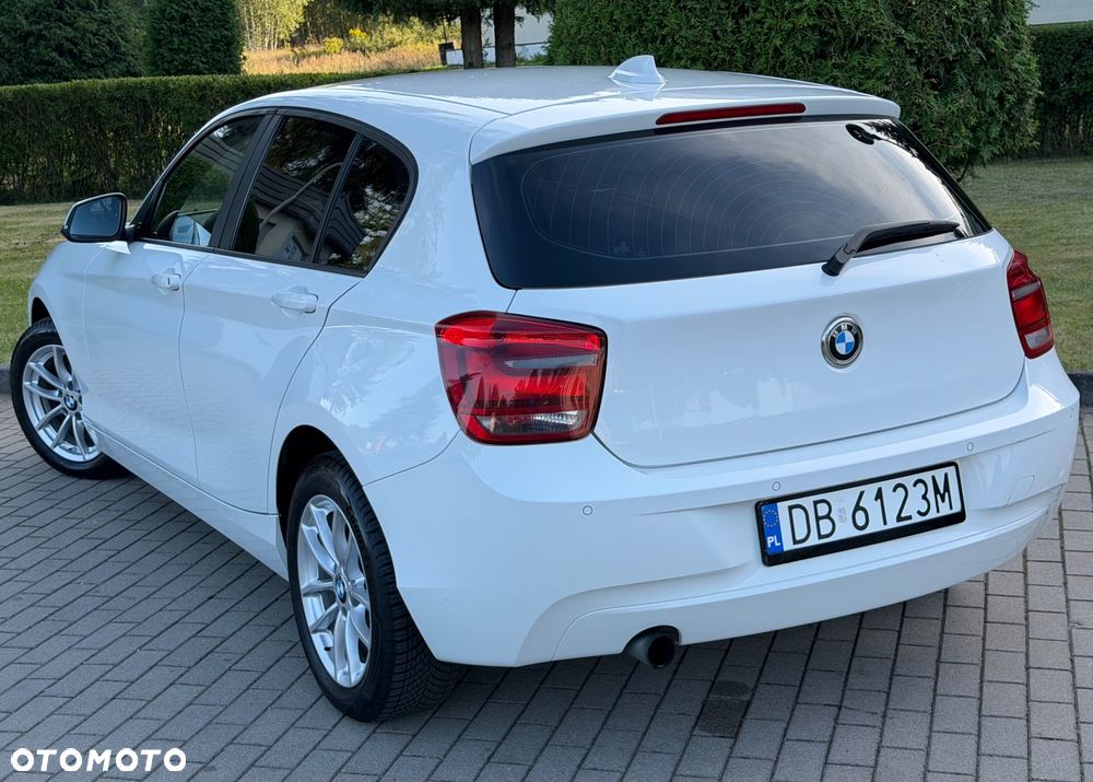 BMW Seria 1 116i Sport Line - 3
