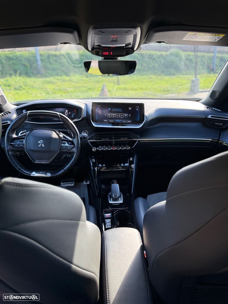 Peugeot 2008 PureTech 130 EAT8 GT Pack - 15