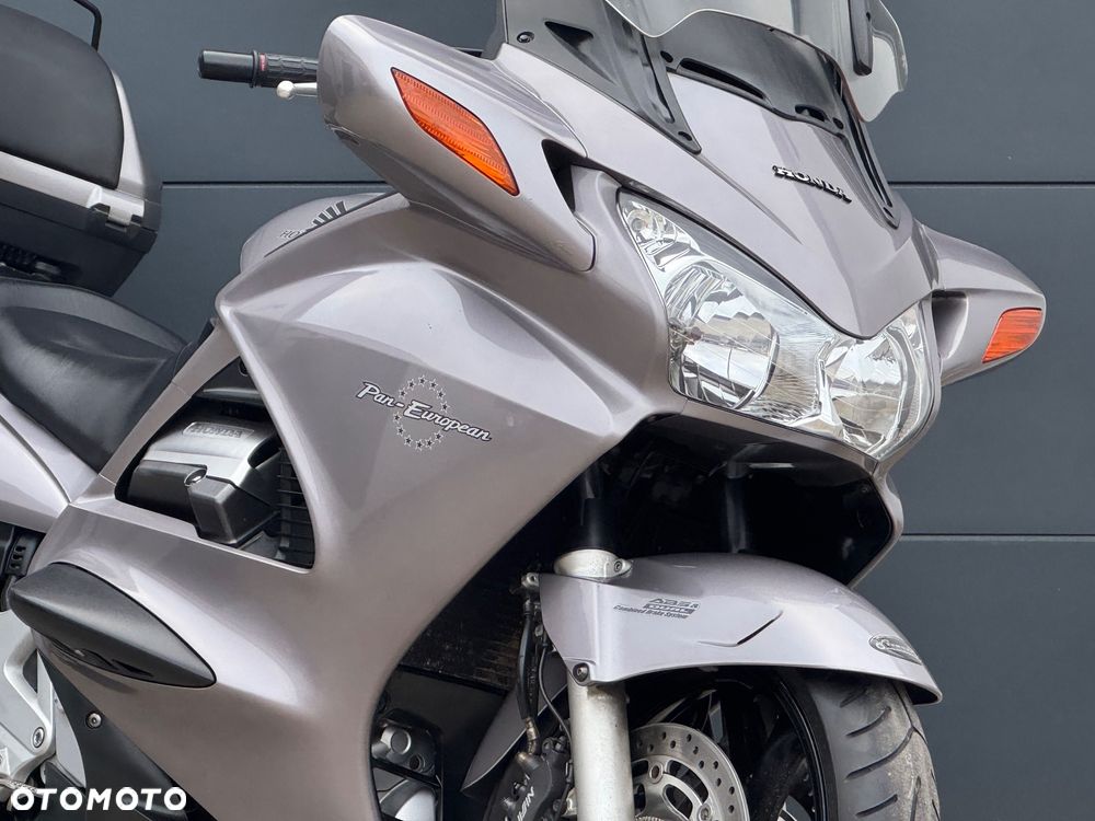 Honda ST - 3