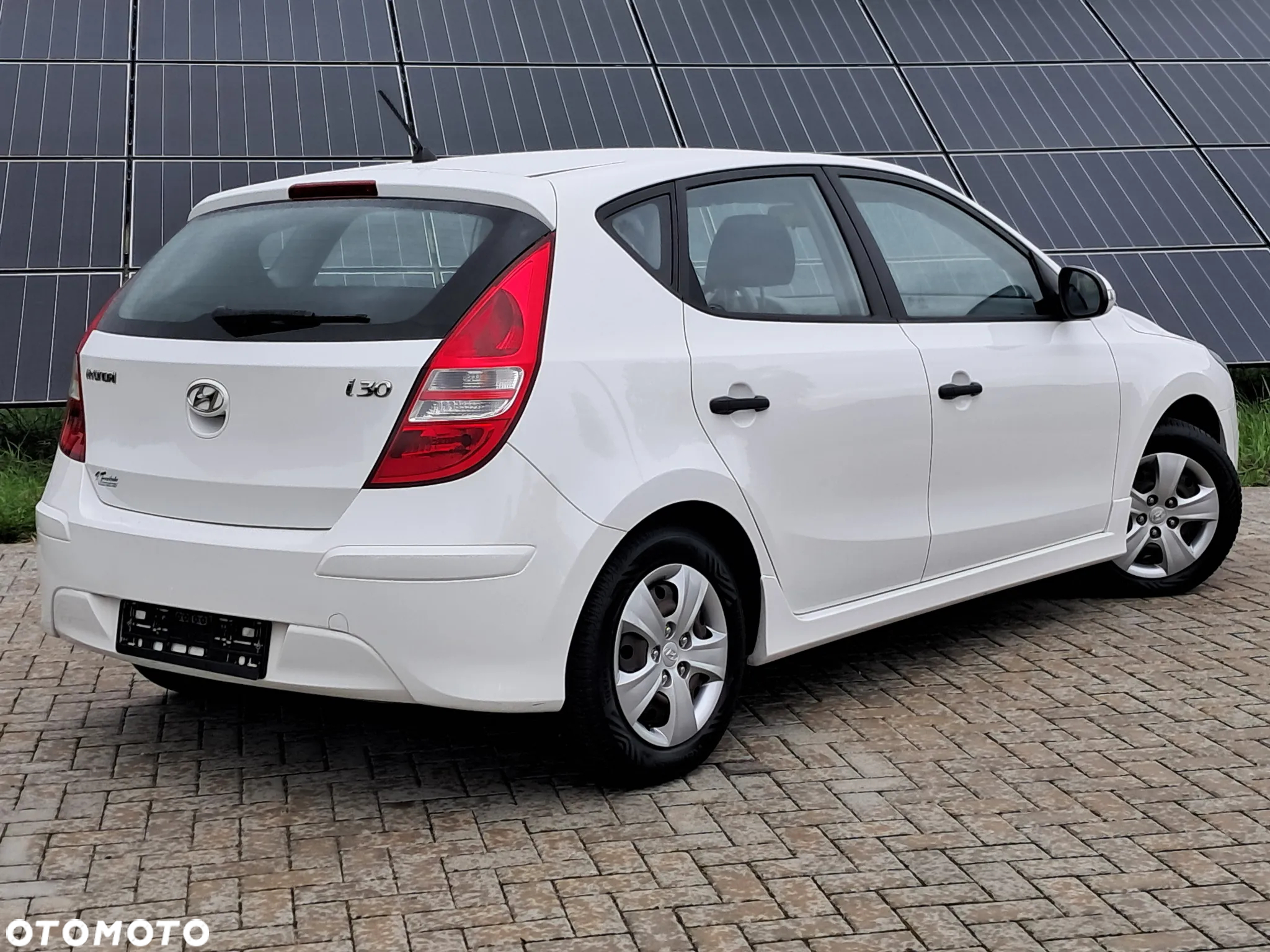 Hyundai i30 1.4 FIFA WM Edition - 14