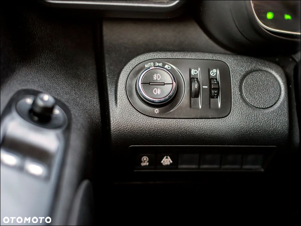 Opel Combo - 28