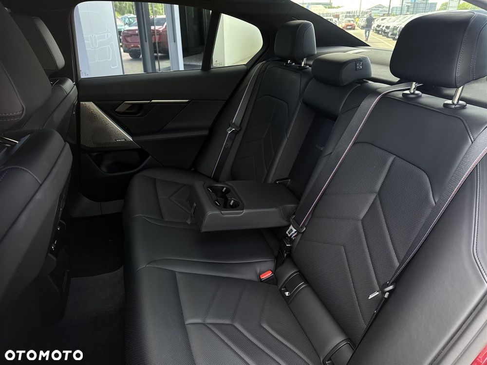 BMW Seria 5 - 22