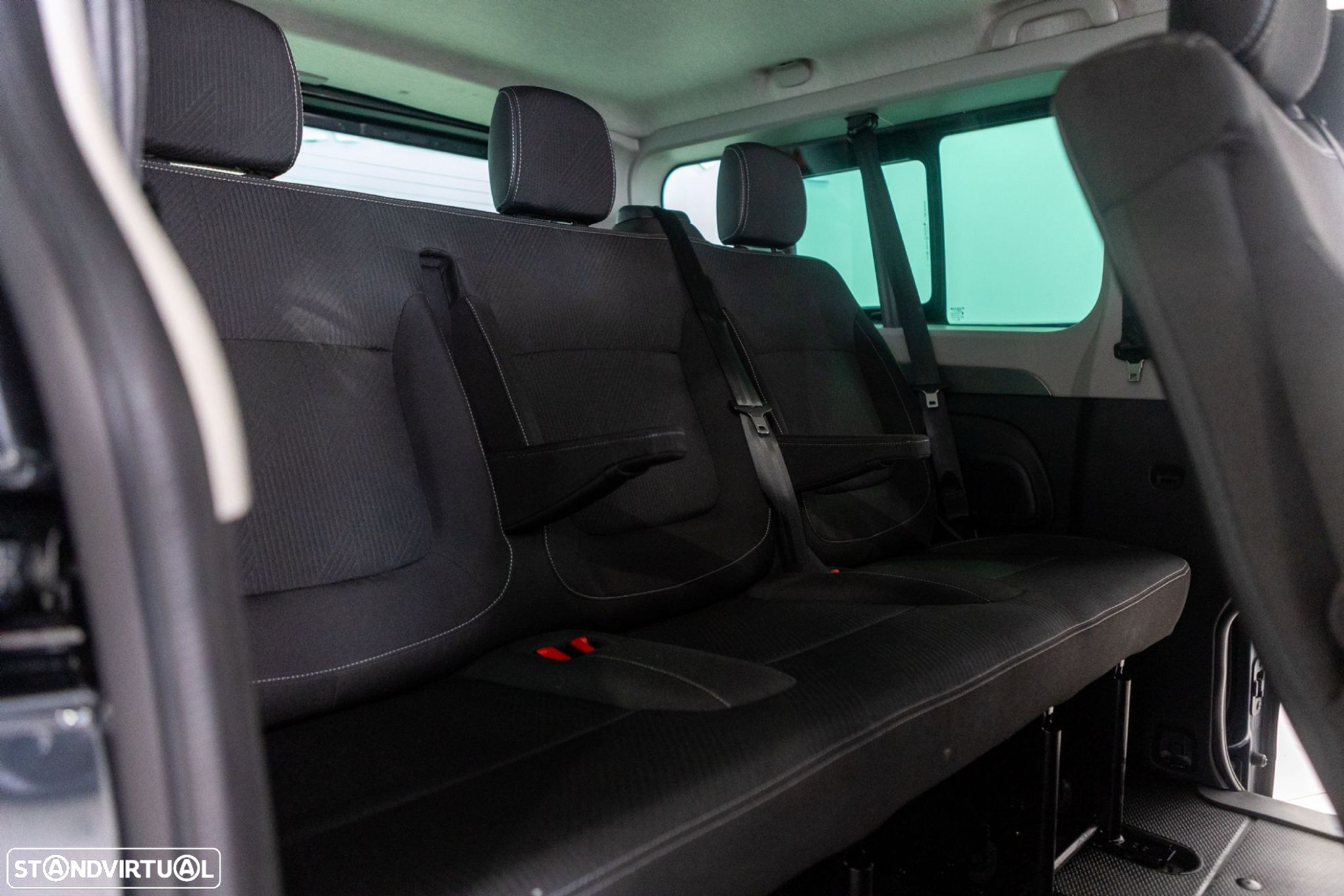Renault Trafic - 18