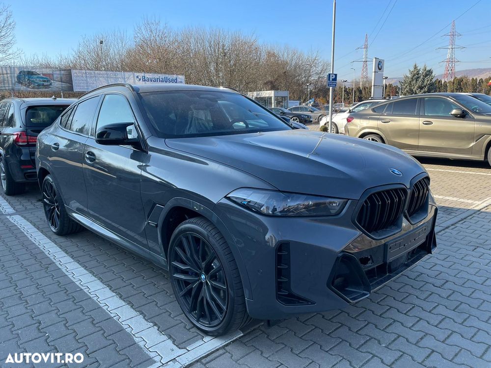 BMW X6 M M60i xDrive - 12