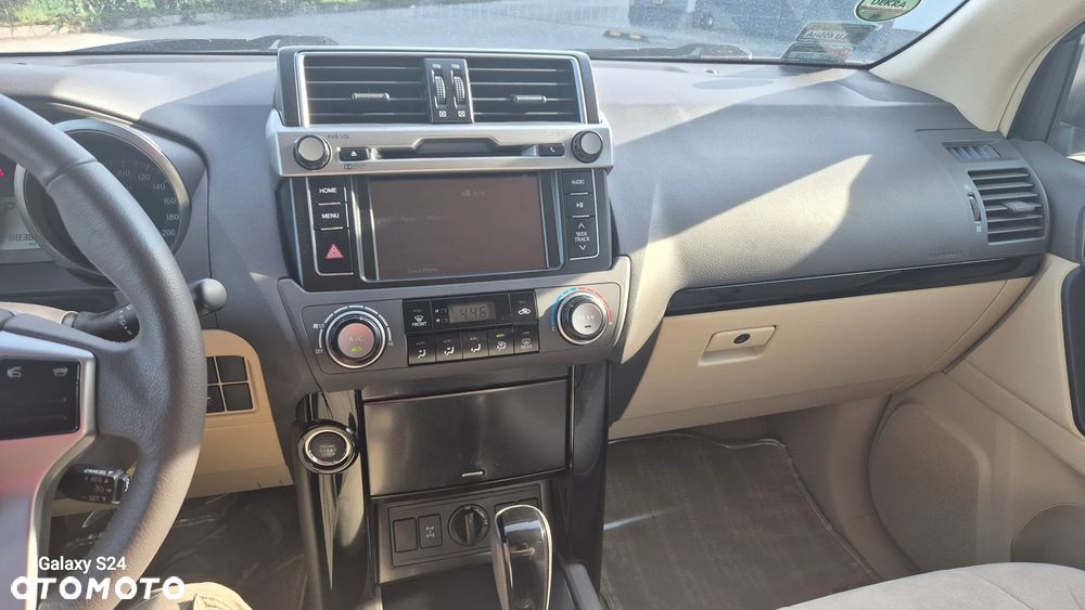 Toyota Land Cruiser - 9