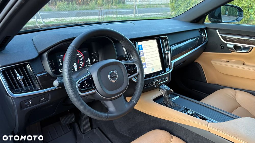 Volvo S90 D4 Momentum - 16