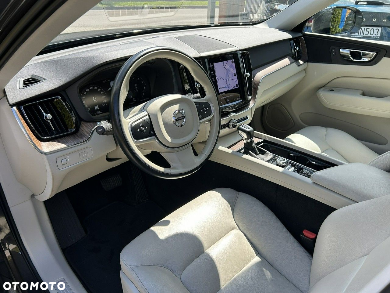 Volvo XC 60 T5 Momentum - 15
