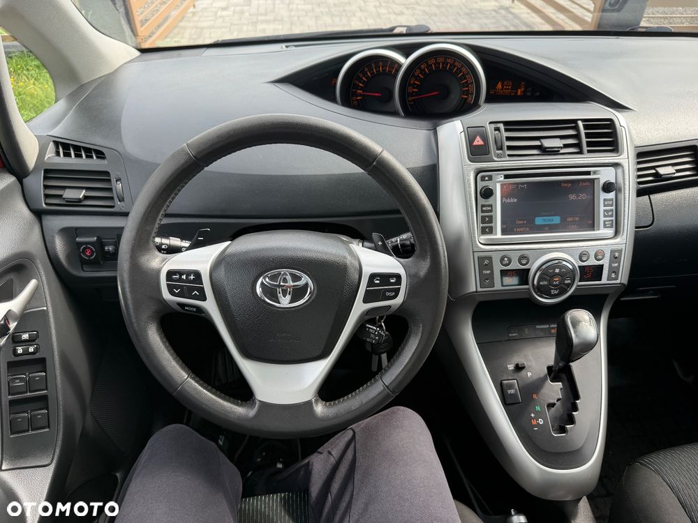 Toyota Verso 1.8 Prestige EU5 MS - 15