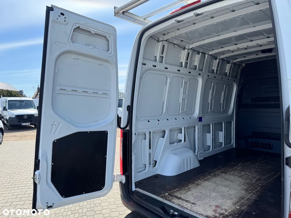 Mercedes-Benz SPRINTER - 9