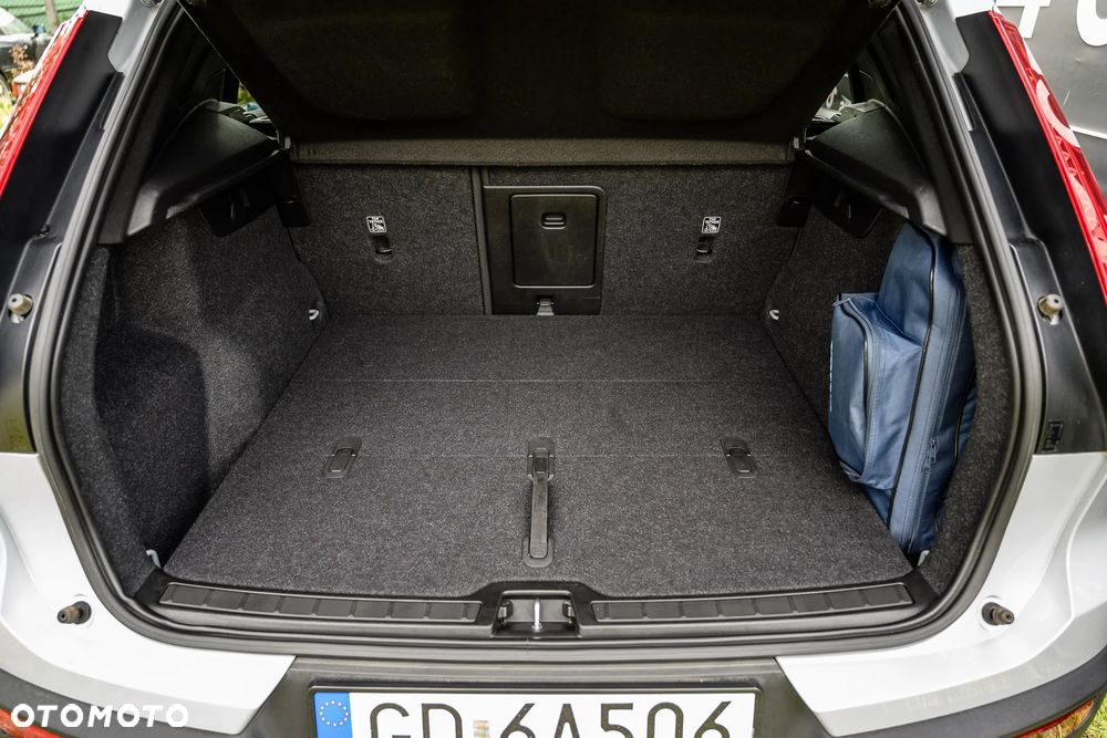 Volvo XC 40 - 21