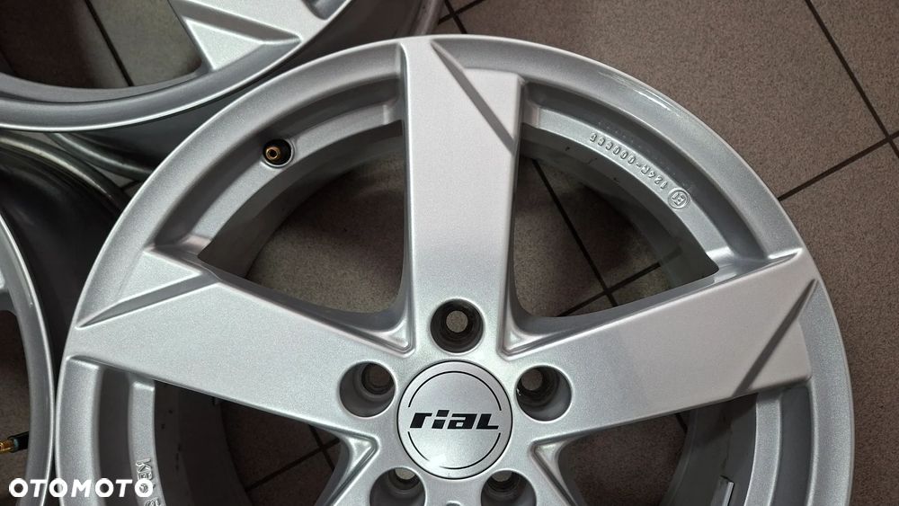 Felgi Aluminiowe 17 Audi A4 B7 5x112 ET 38 Rial Kodak - 7