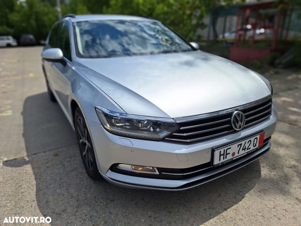 Volkswagen Passat 2.0 TDI (BlueMotion Technology) Highline - 23
