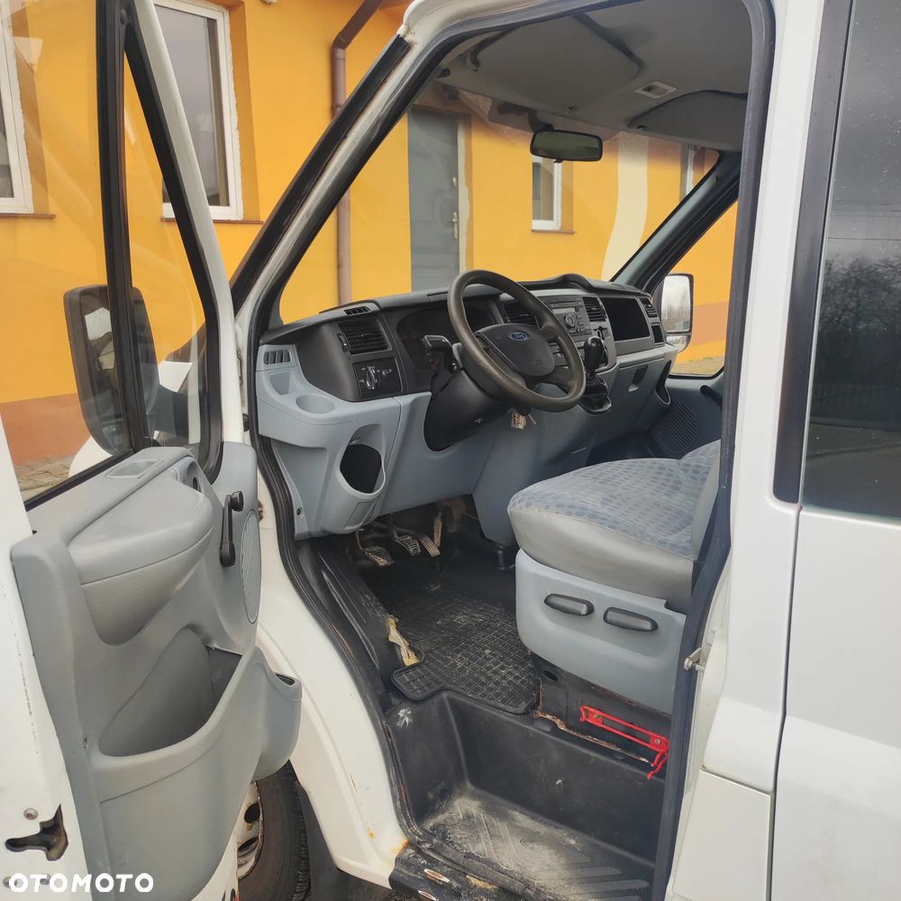 Ford Transit - 5