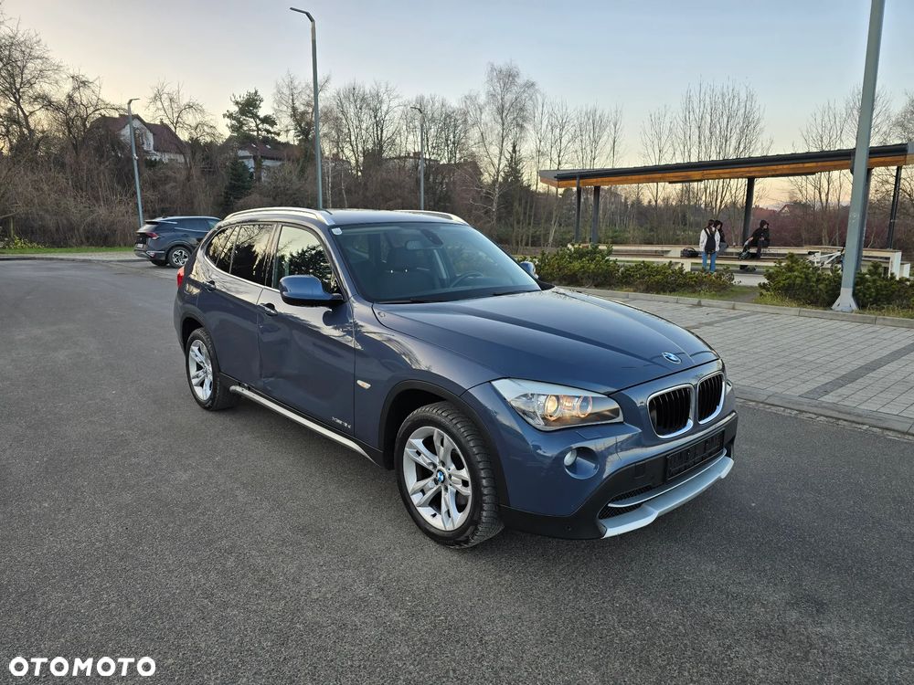 BMW X1 xDrive18d xLine - 27