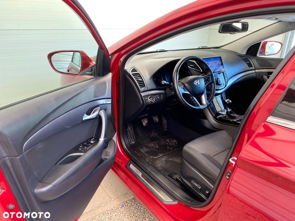 Hyundai i40 Kombi 2.0 Style - 8