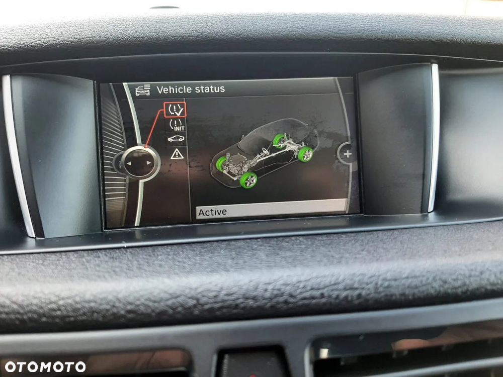 BMW X1 sDrive18d xLine - 30