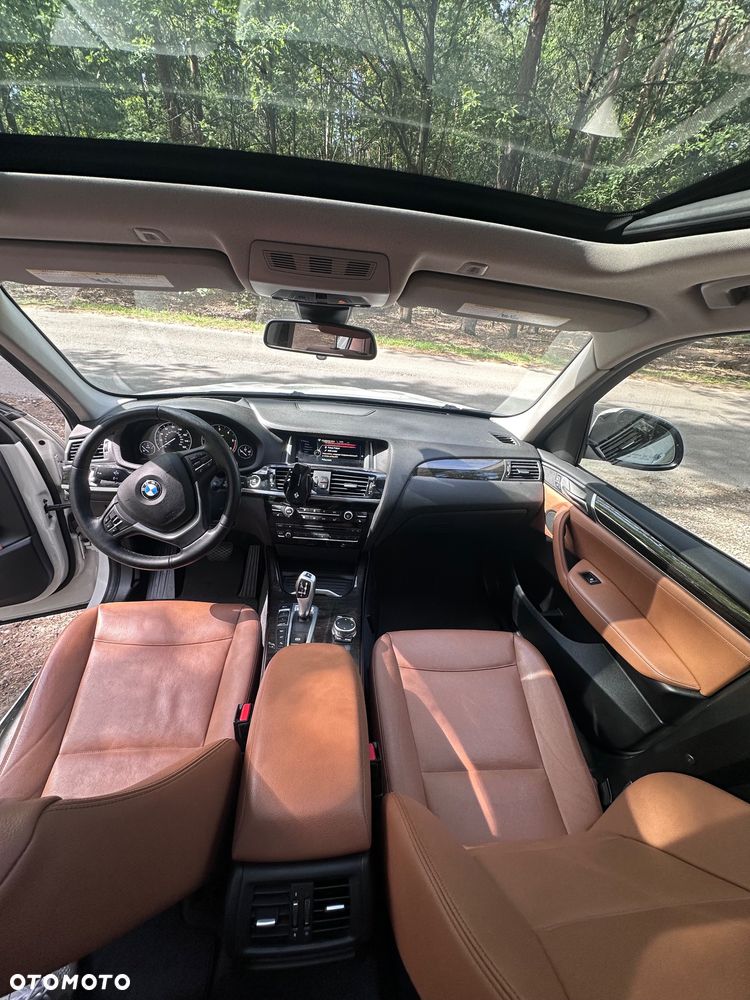 BMW X3 xDrive20d Luxury Line - 15