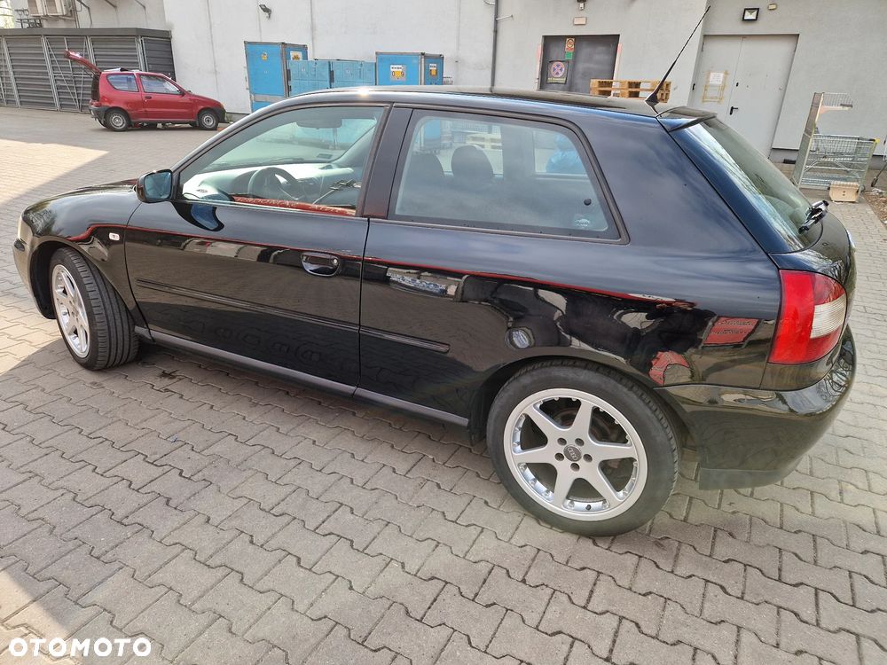 Audi A3 3-drzwiowe 1.9 TDI Ambition - 4