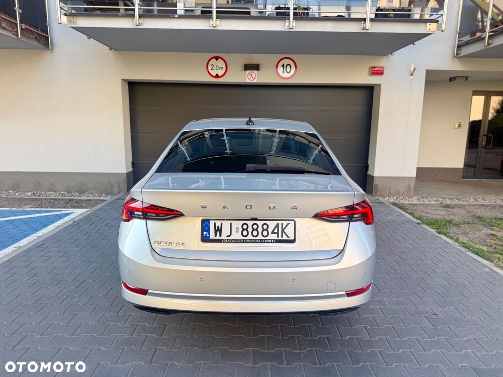 Skoda Octavia 2.0 TDI Ambition DSG - 5
