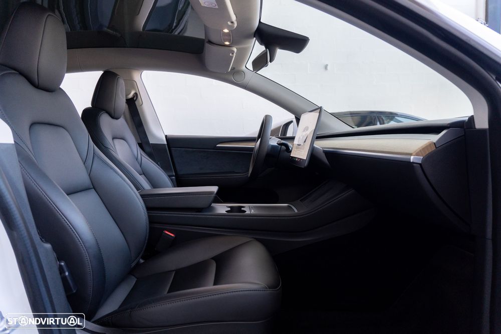 Tesla Model Y RWD - 26