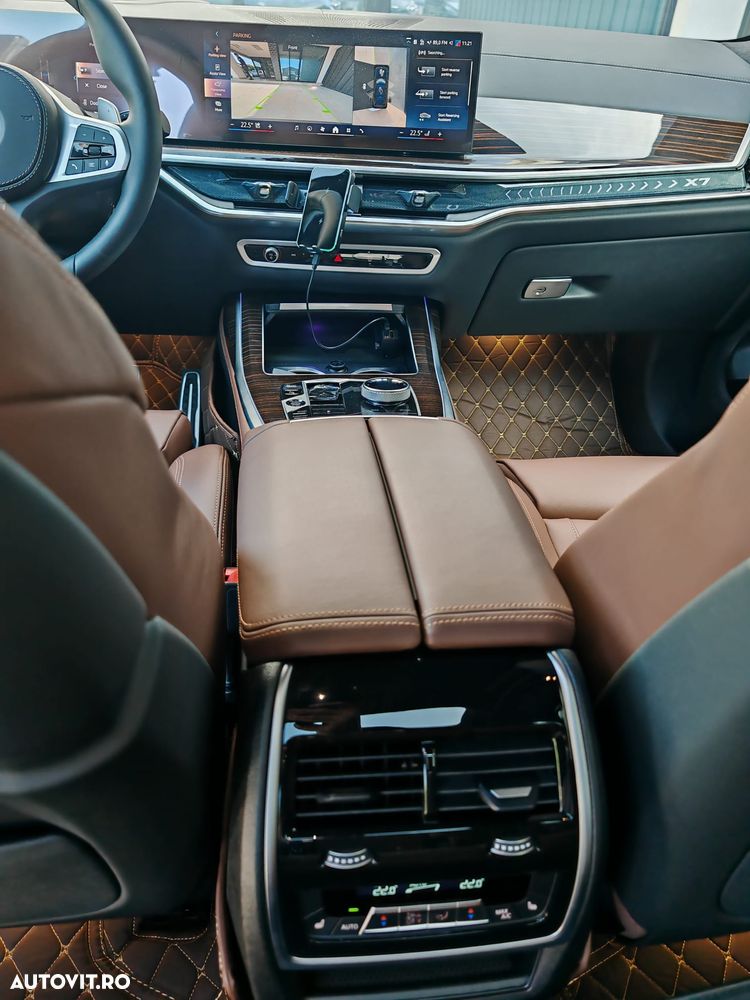 BMW X7 xDrive40i AT MHEV - 17